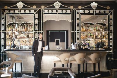 Clemente Bar
