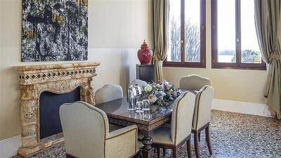 Tintoretto One or Two Bedroom Suite