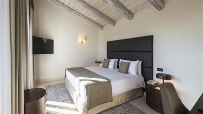 Giardini one or Two Bedroom Suite