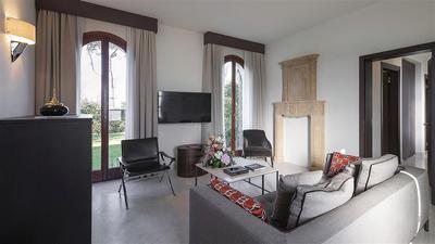 Giardini one or Two Bedroom Suite