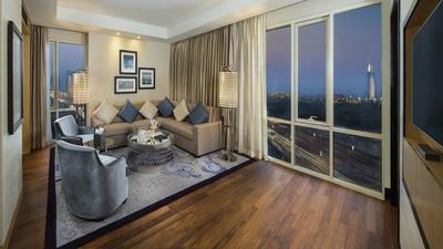 Corner Suite