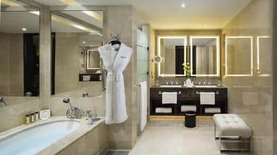 Executive Tower Suite