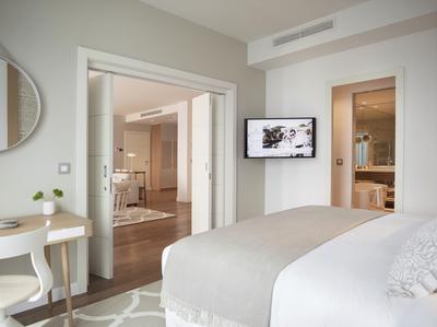 Lovor Presidential Suite