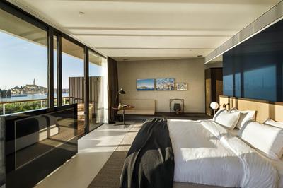 Horizon Deluxe Suite