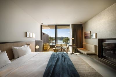 Deluxe Sea View Room