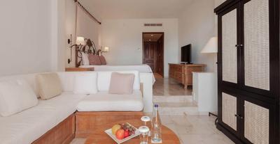 Artemis Sea View Suite