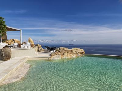21-Bedroom Villa