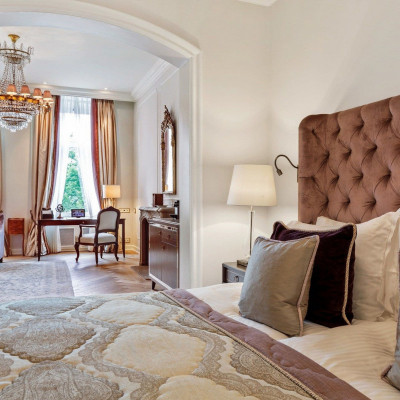 Hotel Fairmont Baku - Flame Towers image