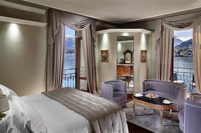 Lake View Deluxe Room