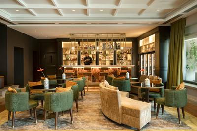 Ecrù Lounge Bar