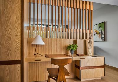 Vineyard King Room
