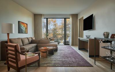 Deluxe Forest One Bedroom Suite