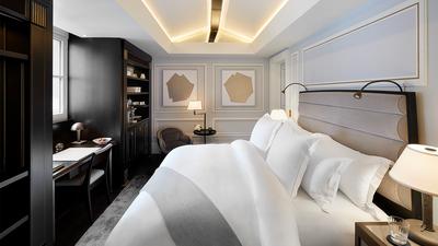 Premier Room