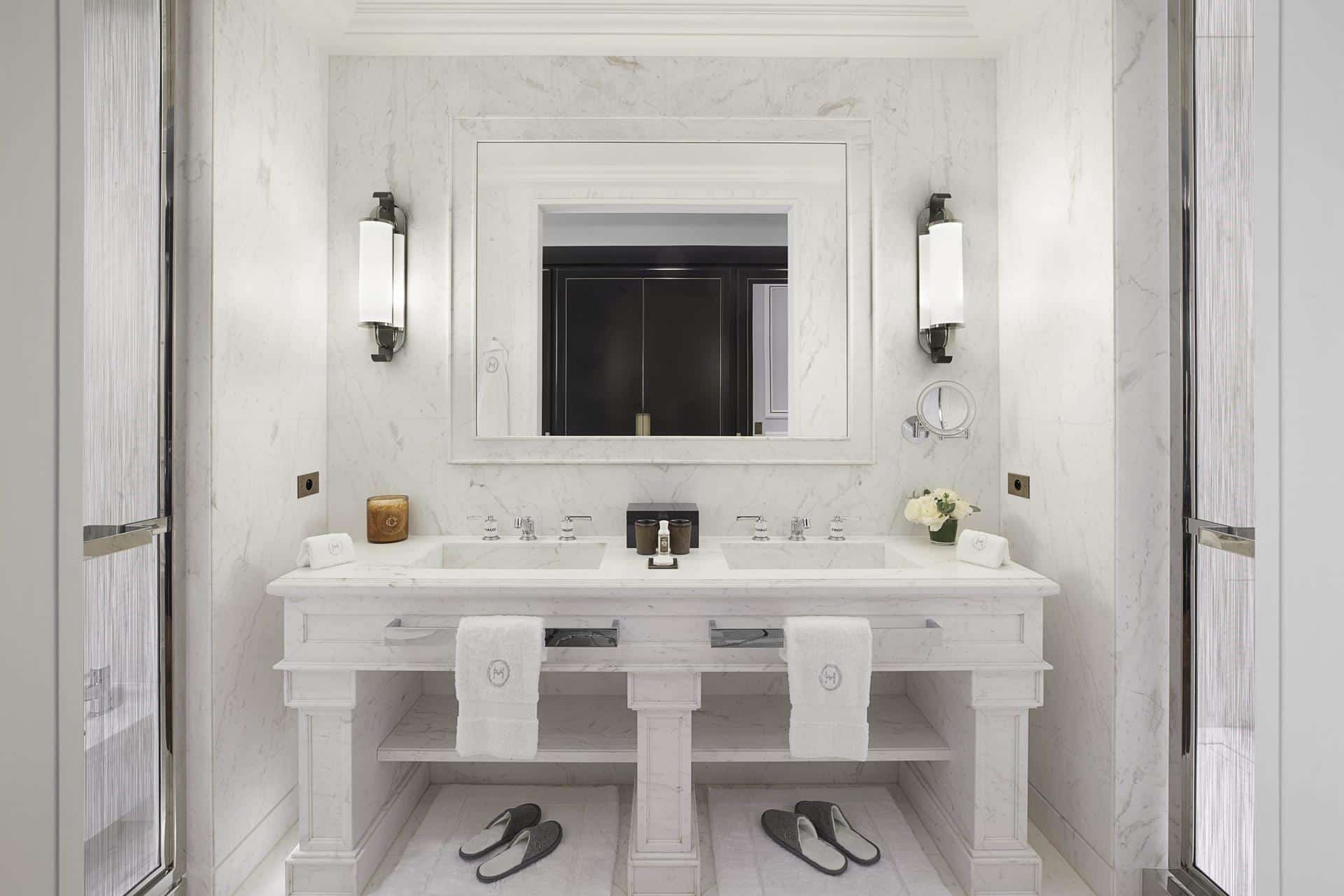 Signature Suite