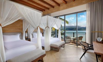Two Double Beds Premium Room With Ocean View