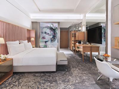 Signature Room