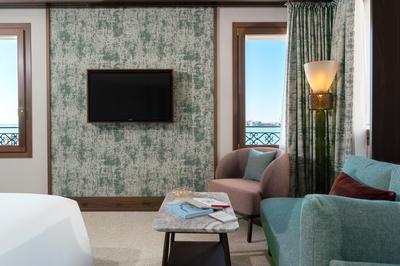 Lagoon View Junior Suite