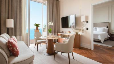 Sea-View Executive Suite