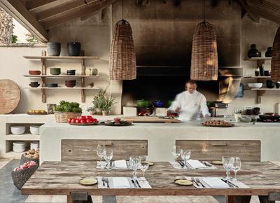 Mouries Restaurant