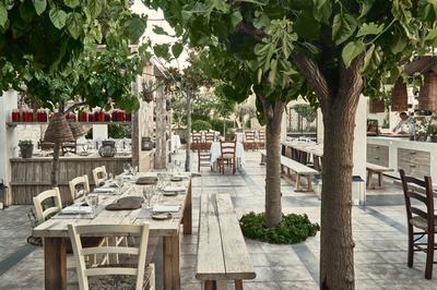 Mouries Restaurant
