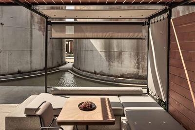 Courtyard WineTank Suite