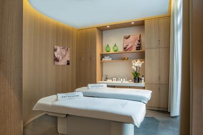 Spa - Treatment Room