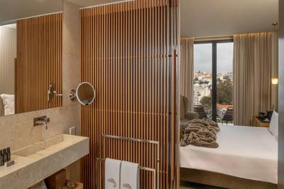 Superior Terrace City View Room