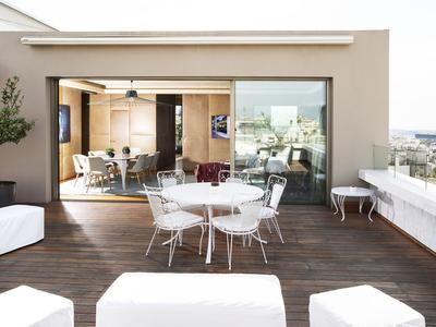 Penthouse Suite