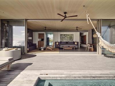 One Bedroom Water Pool Villa