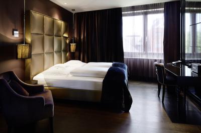 Select Room