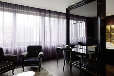 Prestige Room