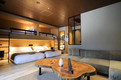 Guest room