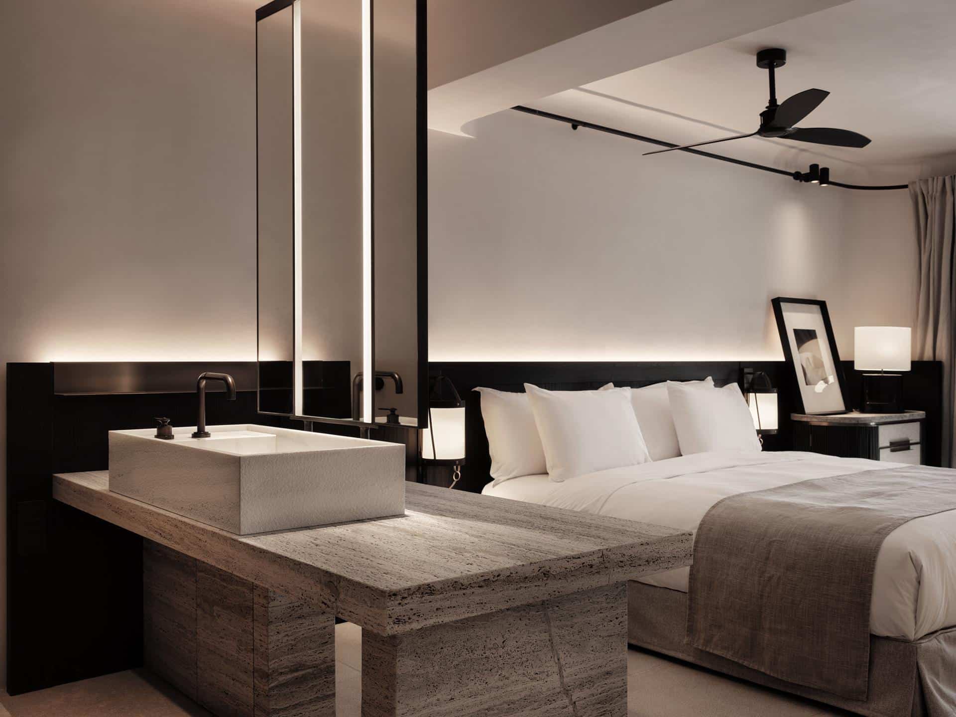 Deluxe Room with Sea View