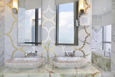 Royal Etihad Suite With Sea View
