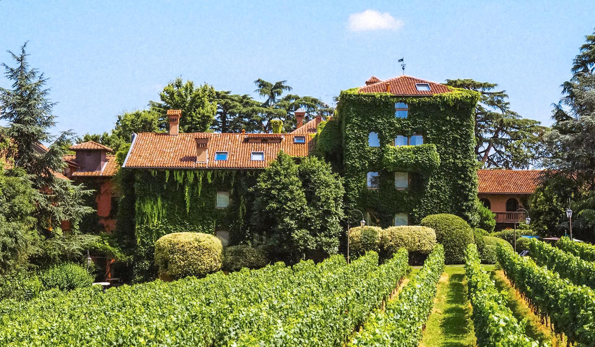 Hotels with Wineries