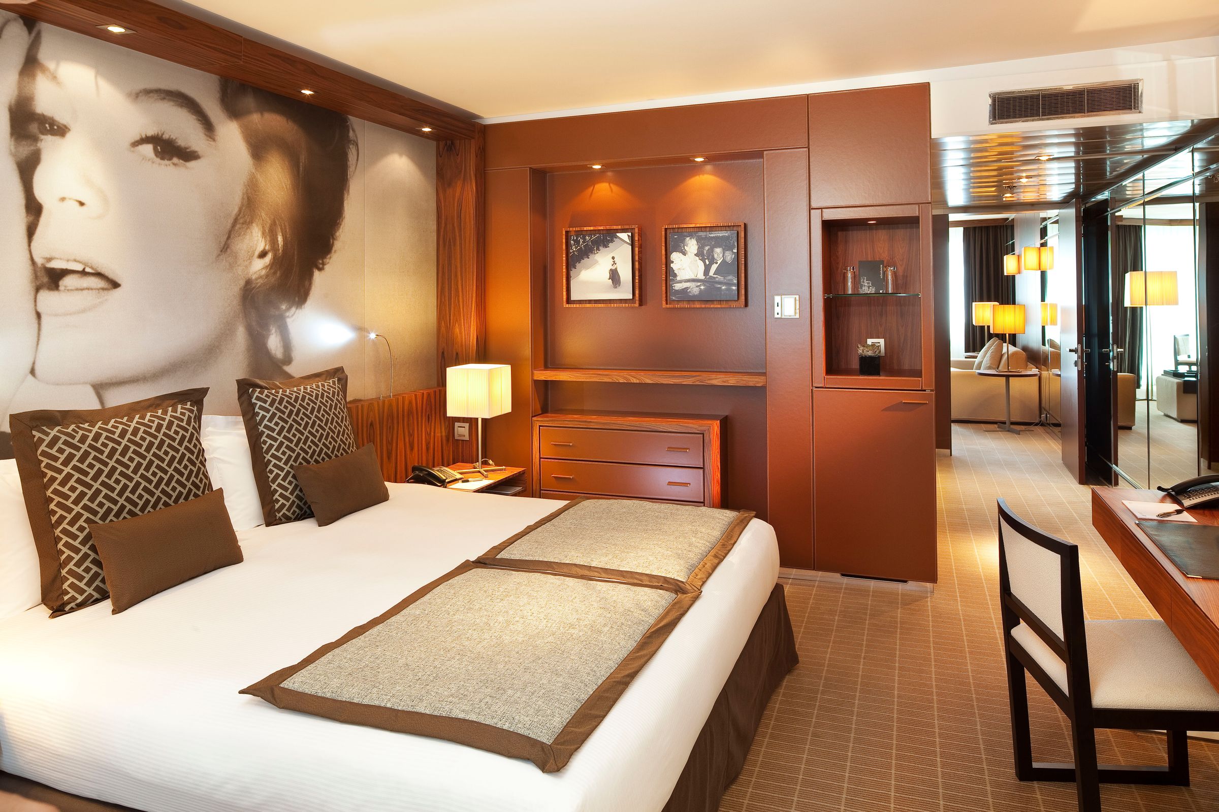 Prestige Suite