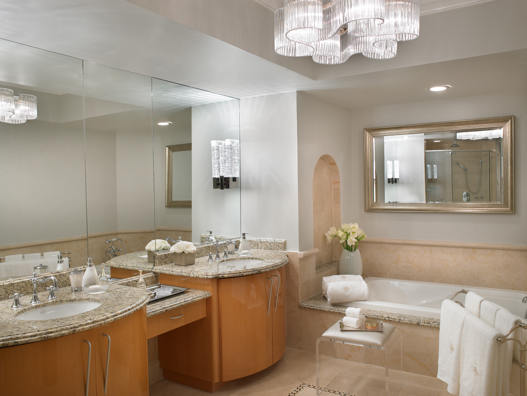 Grand Deluxe Three Bedroom Oceanfront Suite