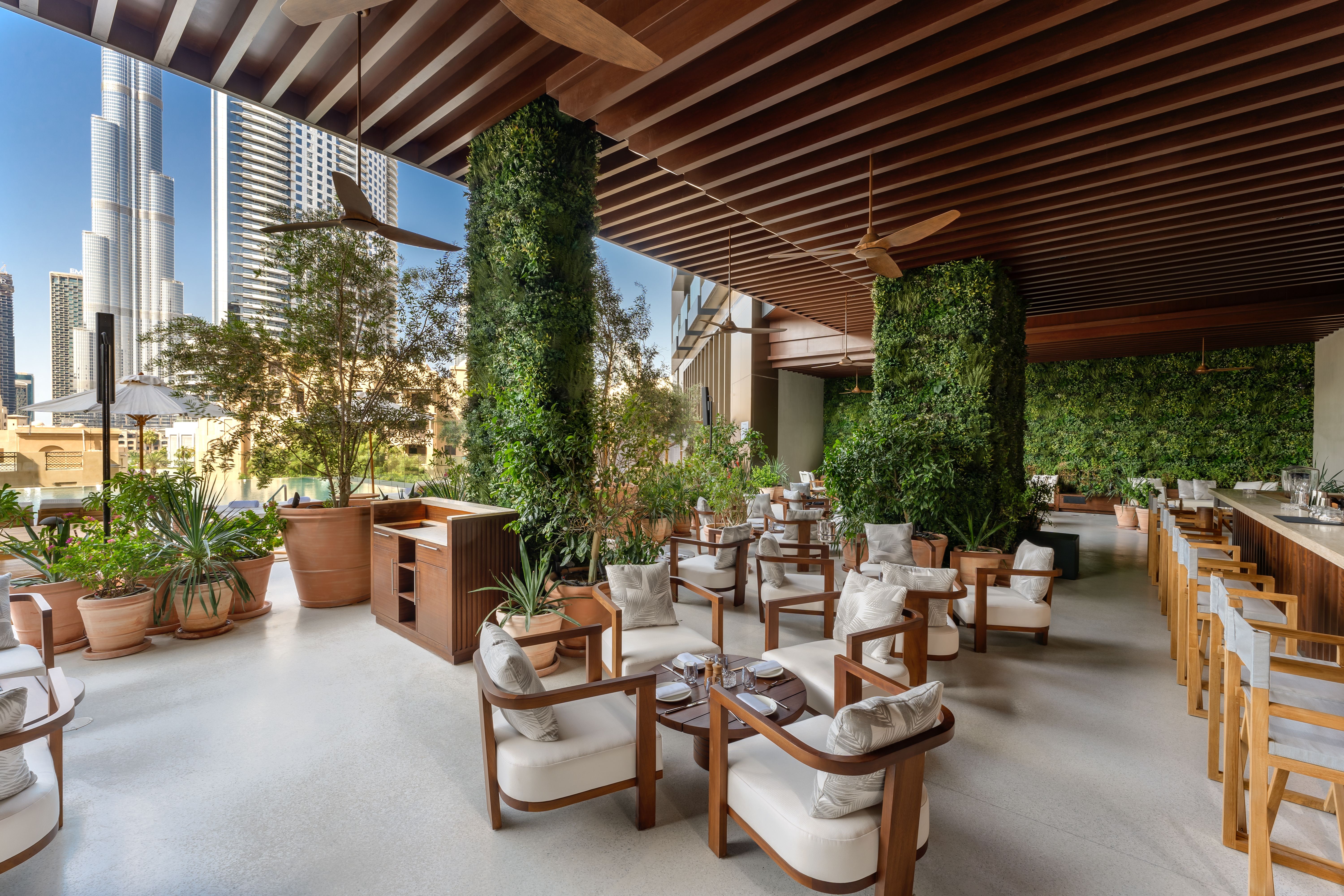 Thia Skylounge