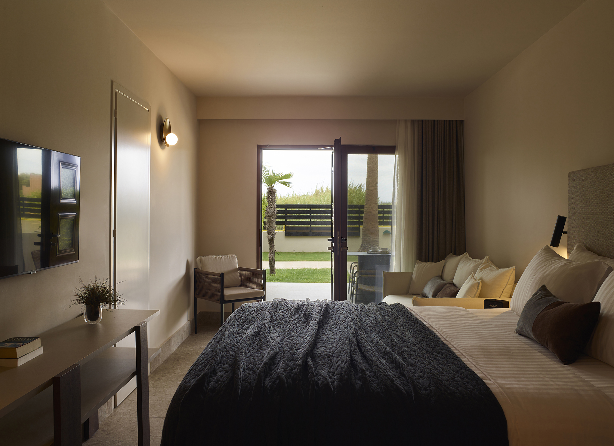 Cosmos Superior Room