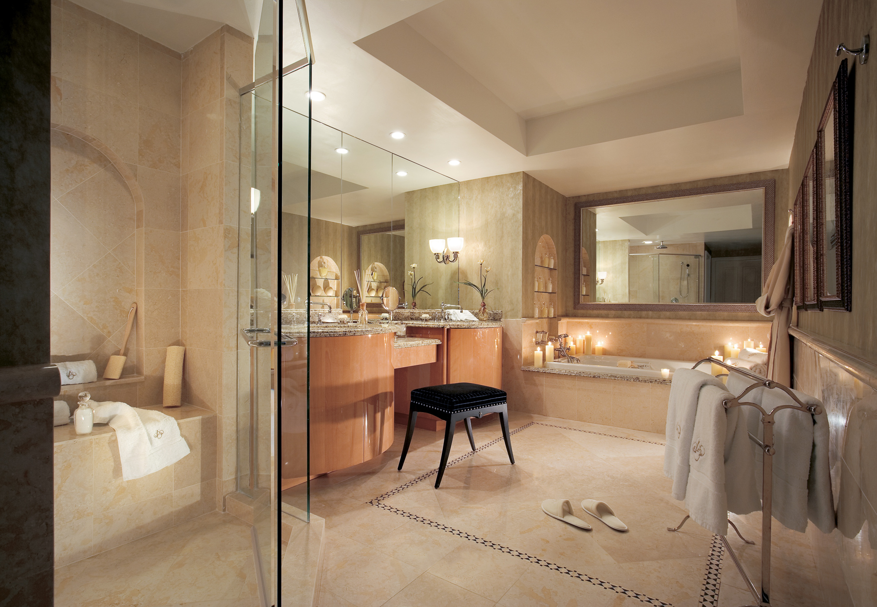Deluxe Two Bedroom Oceanfront Suite