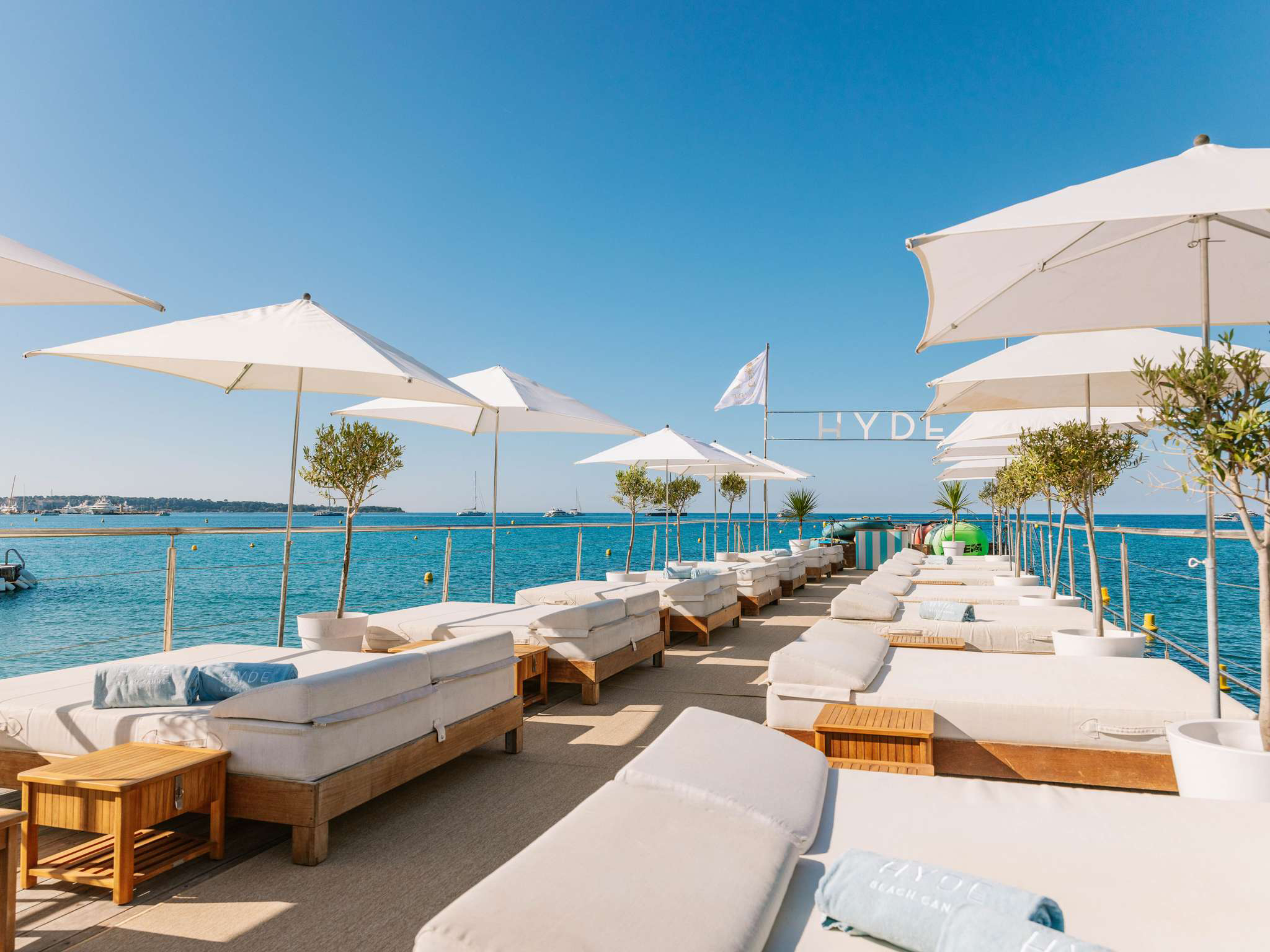 Hyde Beach Cannes