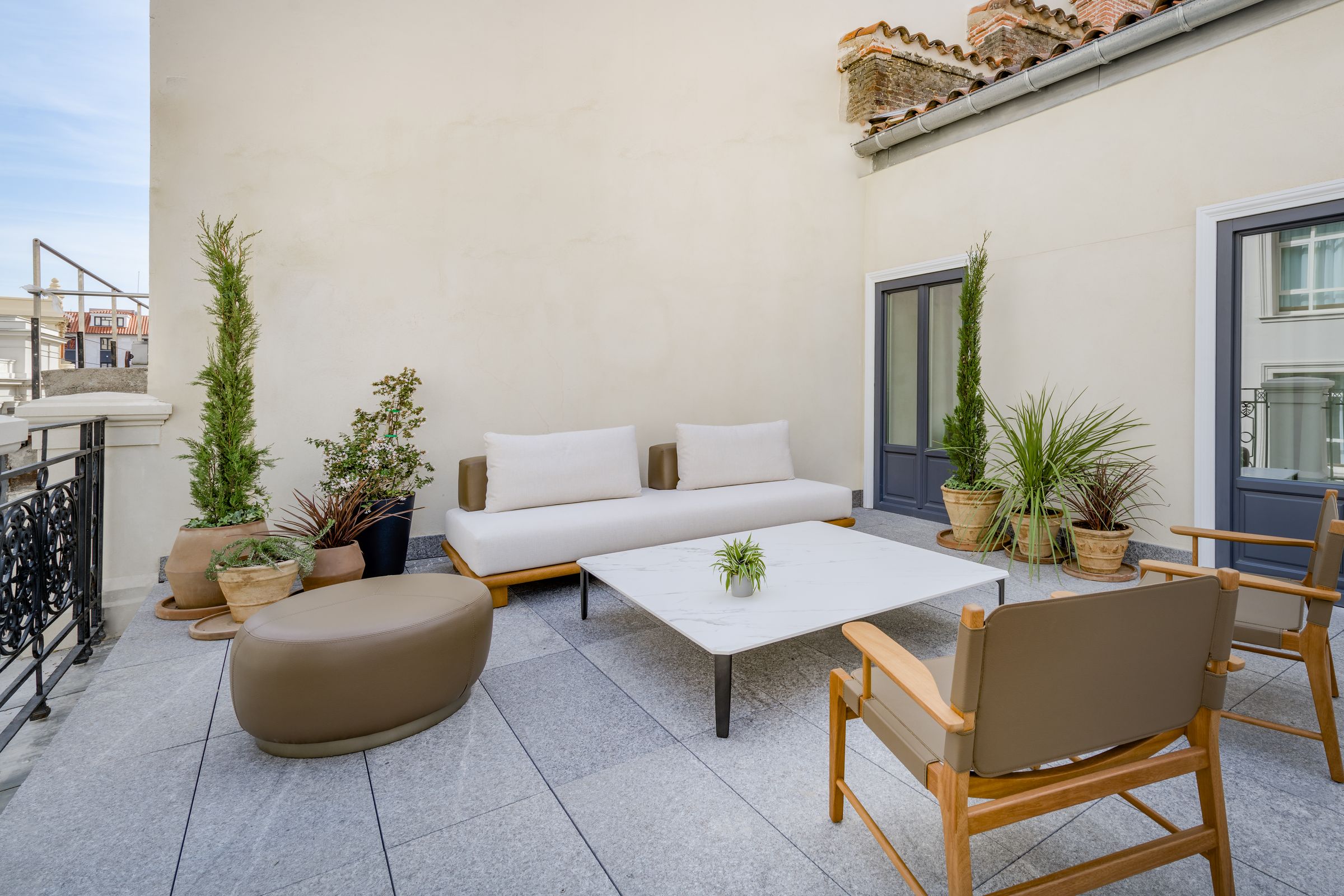 Premium Deluxe Terrace Room