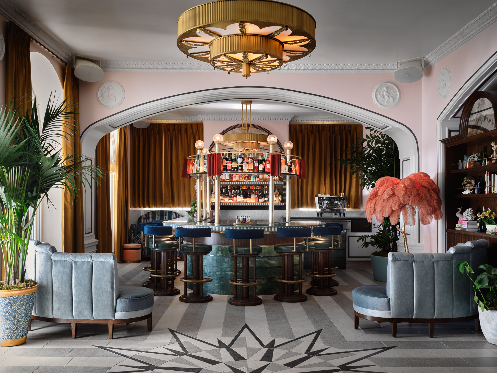 Sirena Restaurant & Bar at The Georgian Hotel