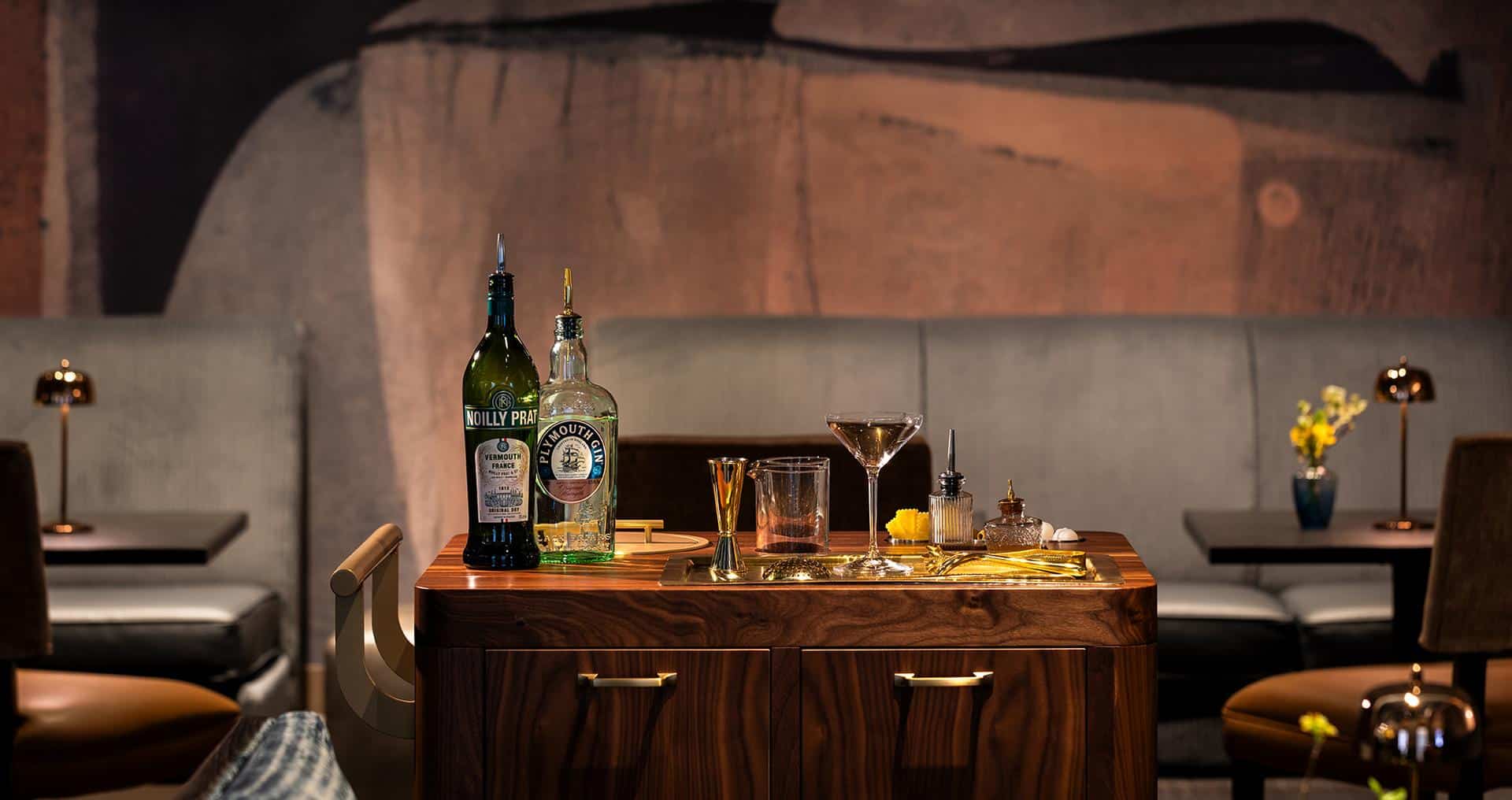 7 cocktails invented at hotels