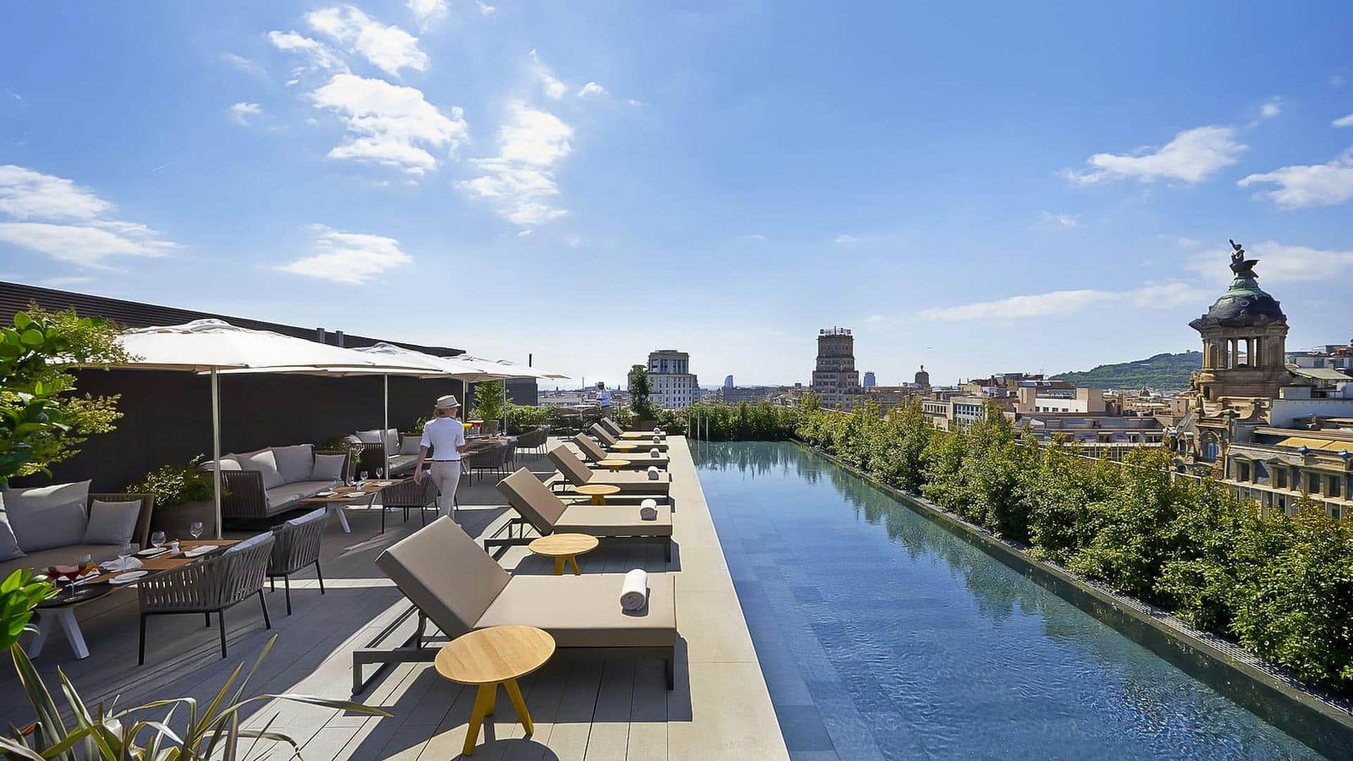 The best city hotels with swimming pools