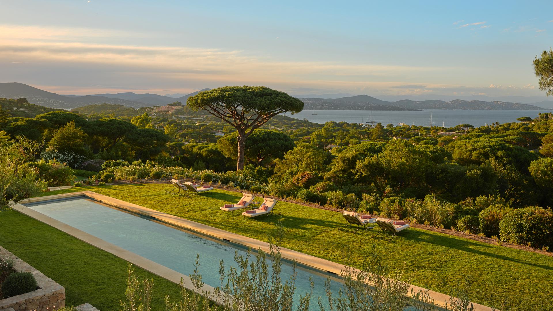 Swimming Pool at Airelles Saint-Tropez, Château de la Messardière